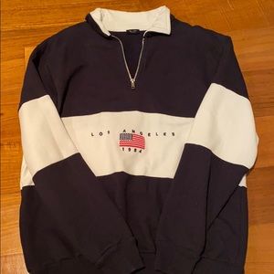 Adorable Brandy Melville ‘Los Angeles’ Half Zip